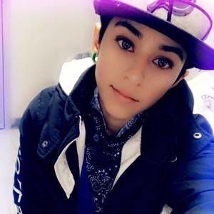 Meet your Posher, Beatrice